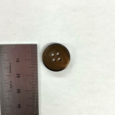 ドイツ製H17B　水牛ボタン18mm