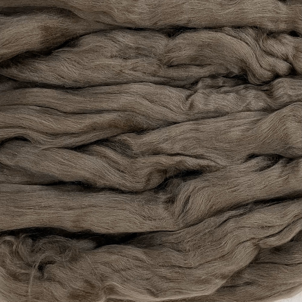 金の羊染めメリノウール 64's グレージュ