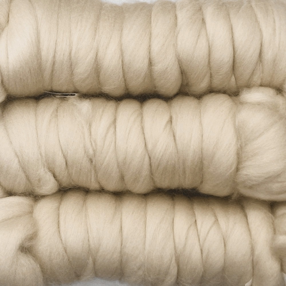 金の羊染めメリノウール 64's ライトベージュ