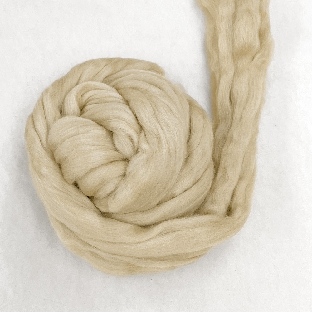 金の羊染めメリノウール 64's マカダミア