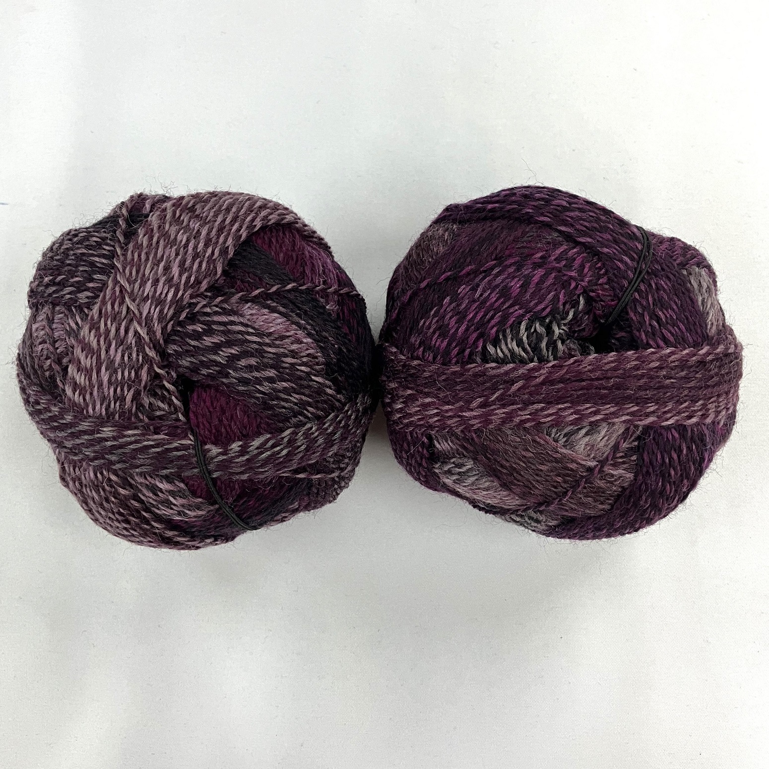 W950 2543 ｼｮｯﾍﾟﾙ ｸﾚｲｼﾞｰ Dark Roses