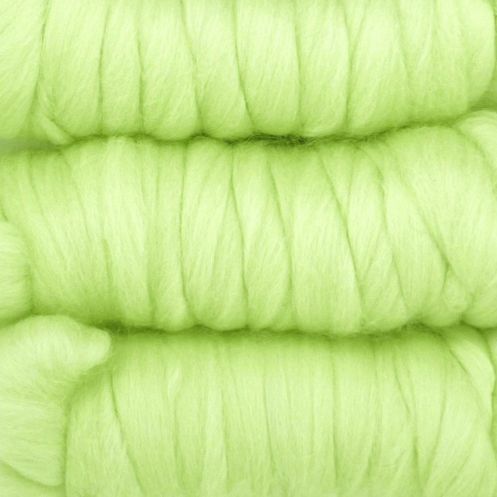 金の羊染めメリノウール 64's ソフトライム