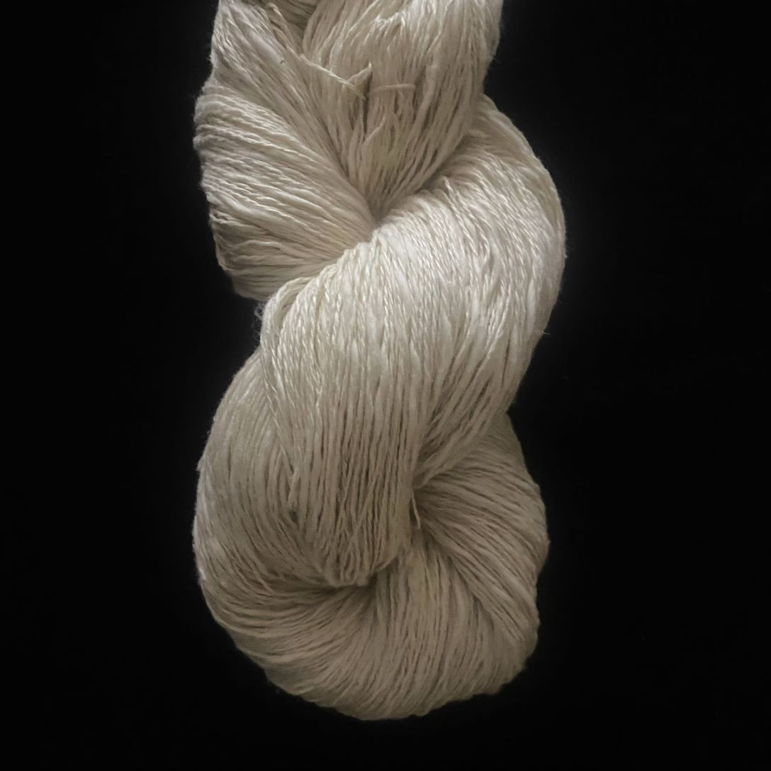 SC4.特シルク×コットンスラブ双糸  絹55% 木綿45% 100g綛 1580円/100g(税込)