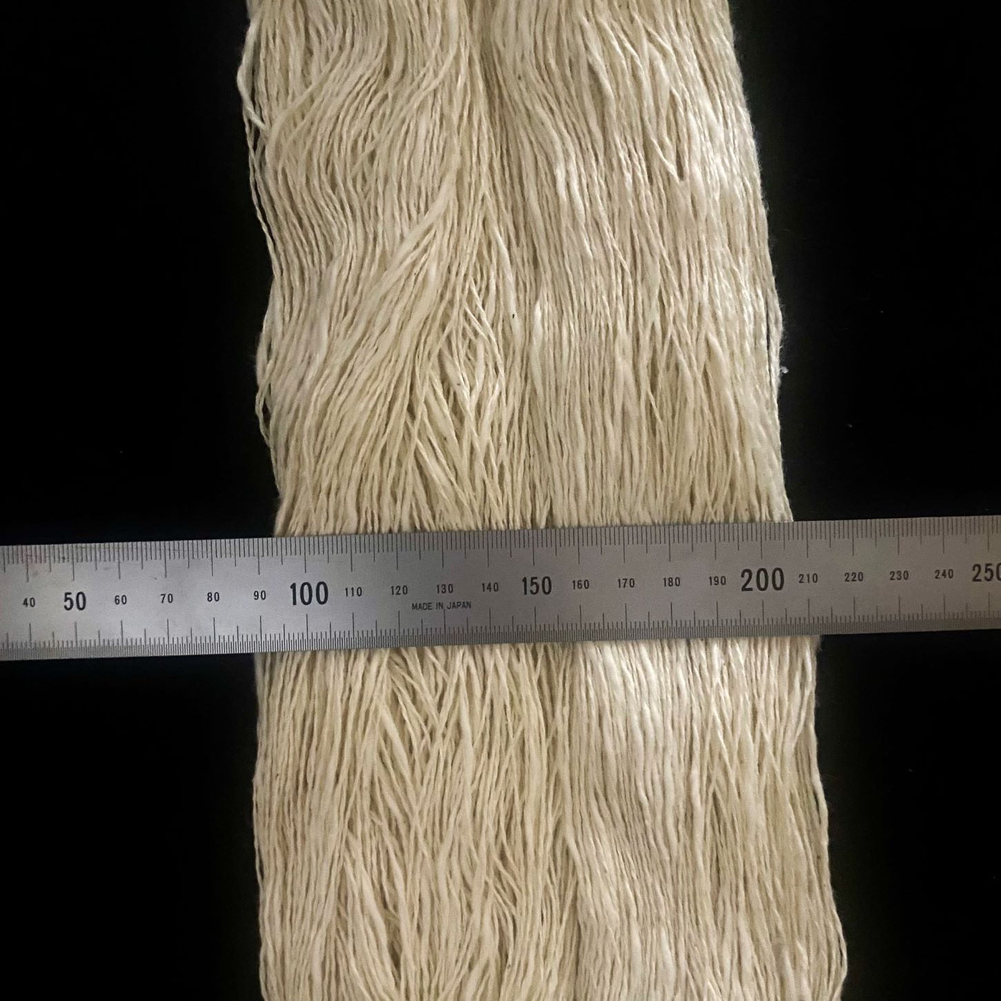 SC4.特シルク×コットンスラブ双糸  絹55% 木綿45% 100g綛 1580円/100g(税込)