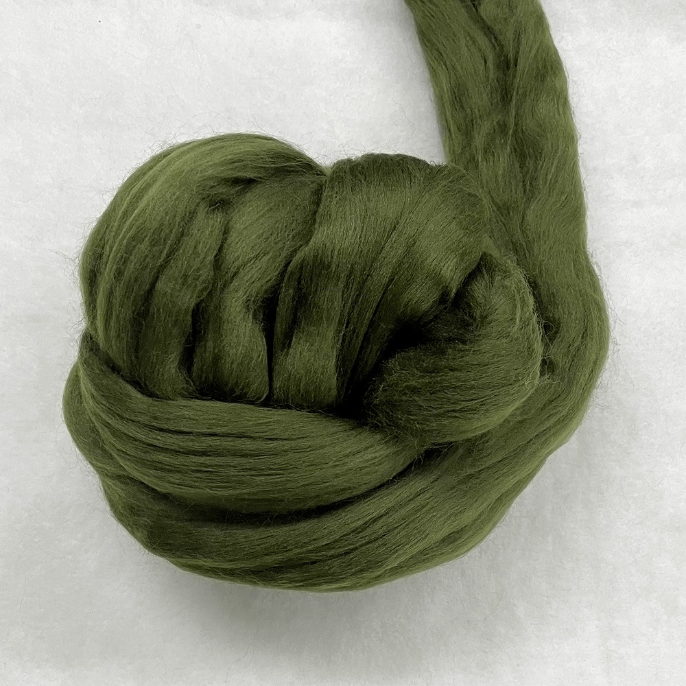 金の羊染めメリノウール 64's ウィロウ