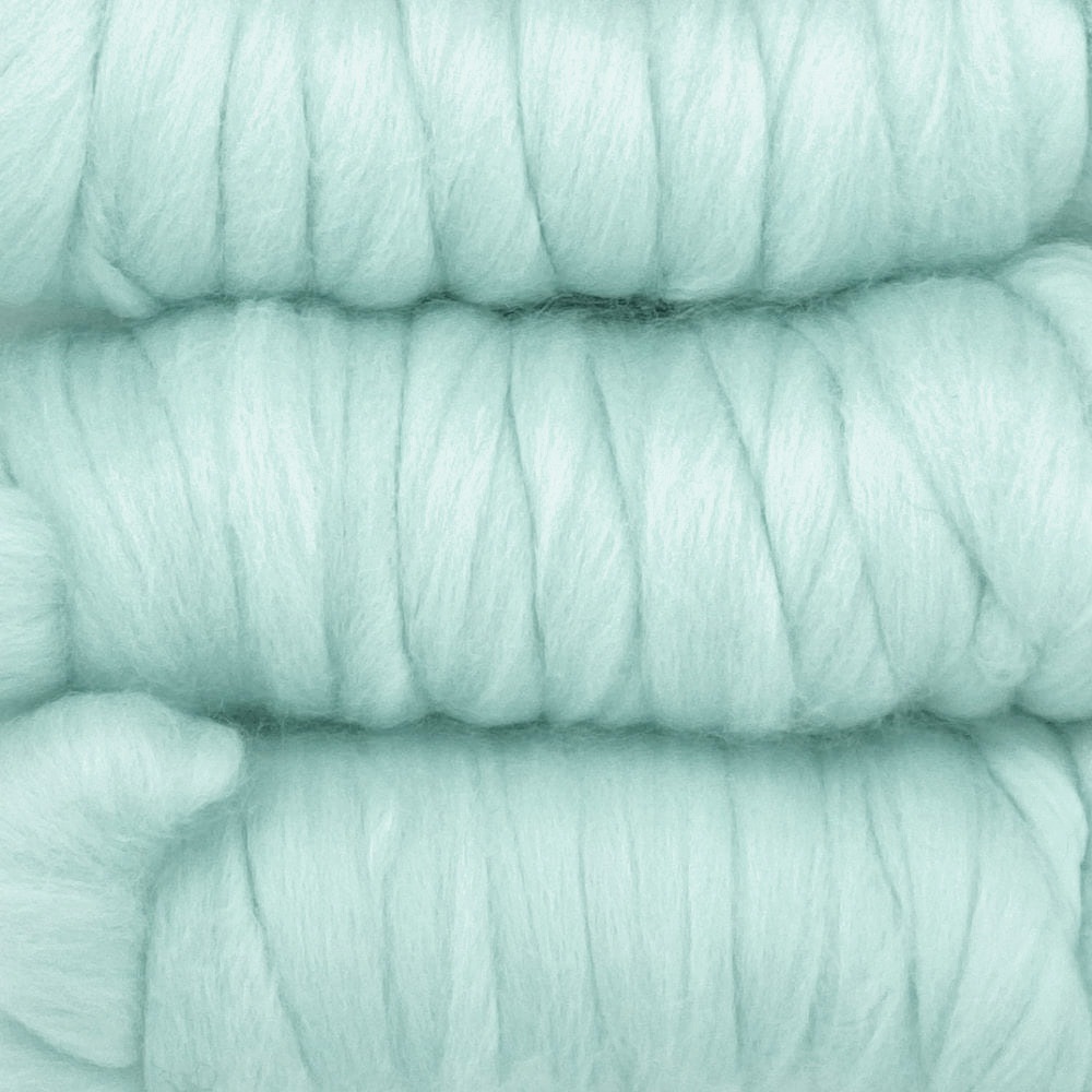 金の羊染めメリノウール 64's クリアブルー