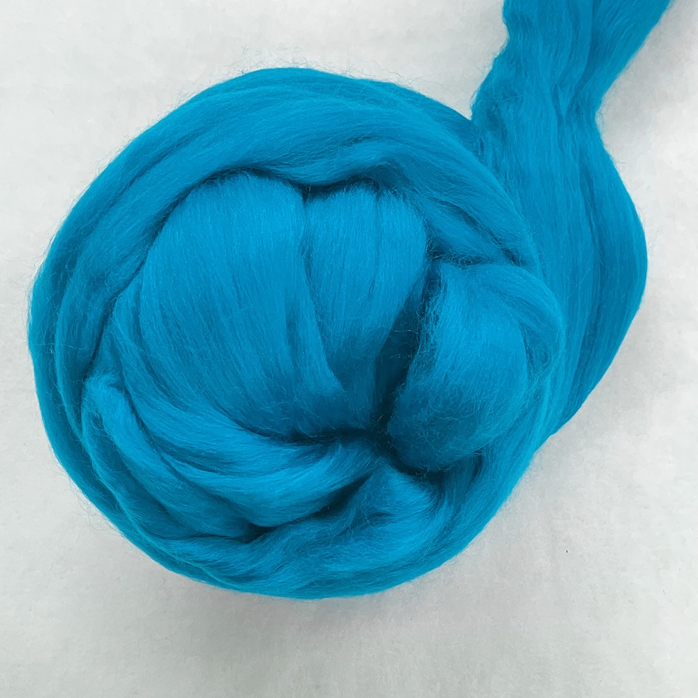 金の羊染めメリノウール 64's メディタレニアン