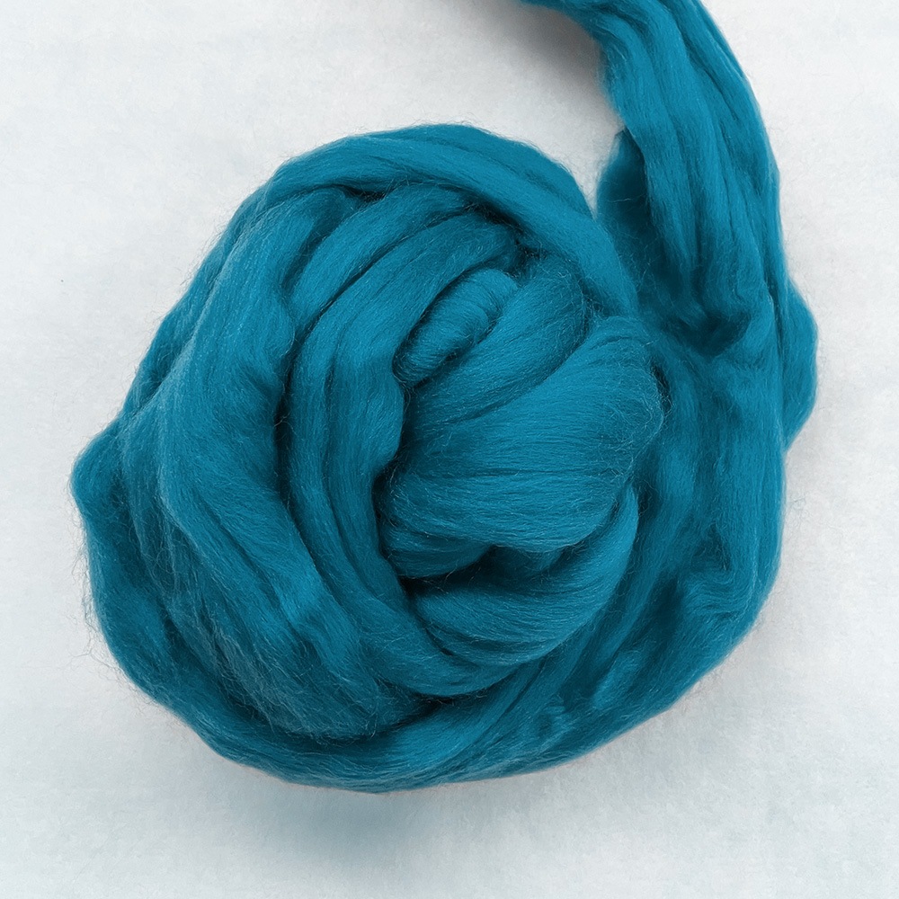 金の羊染めメリノウール 64's アクアマリン