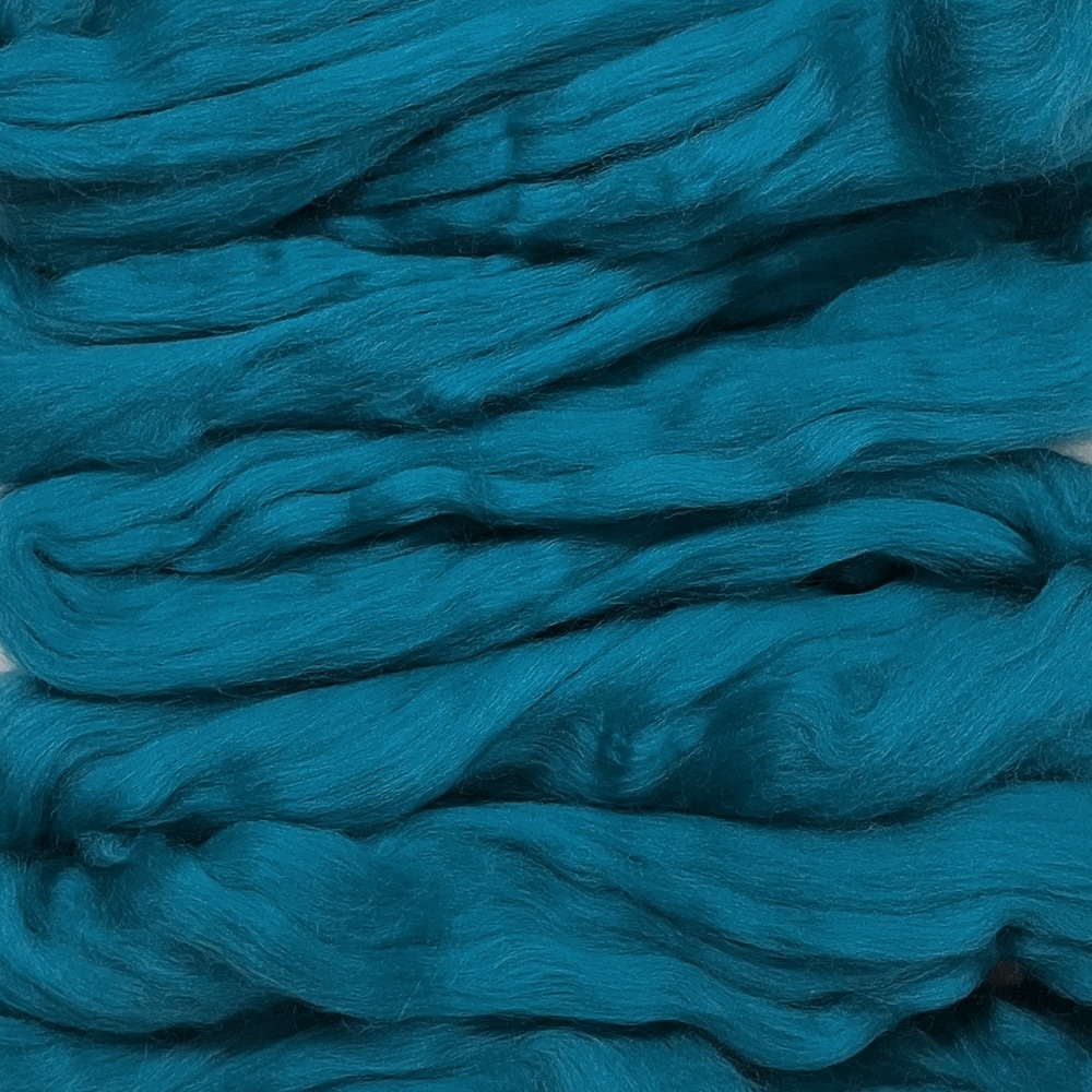 金の羊染めメリノウール 64's アクアマリン