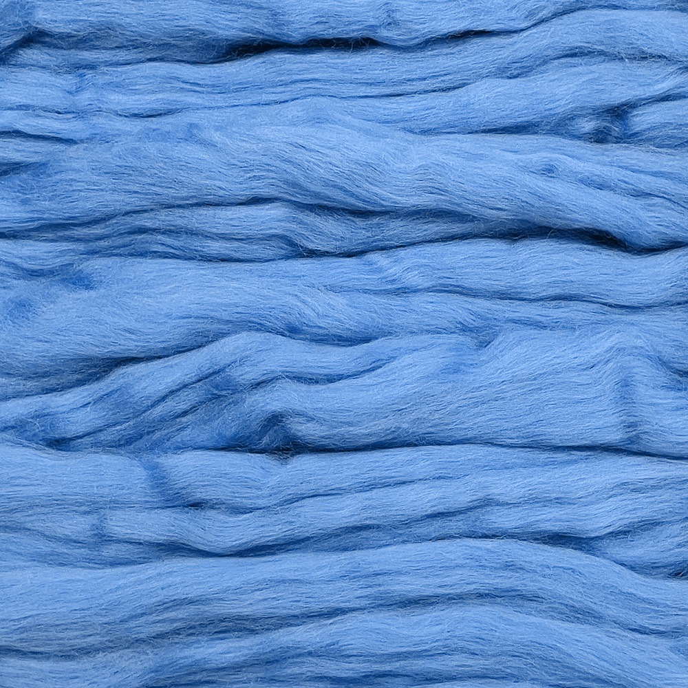 金の羊染めメリノウール 64's コーンフラワー