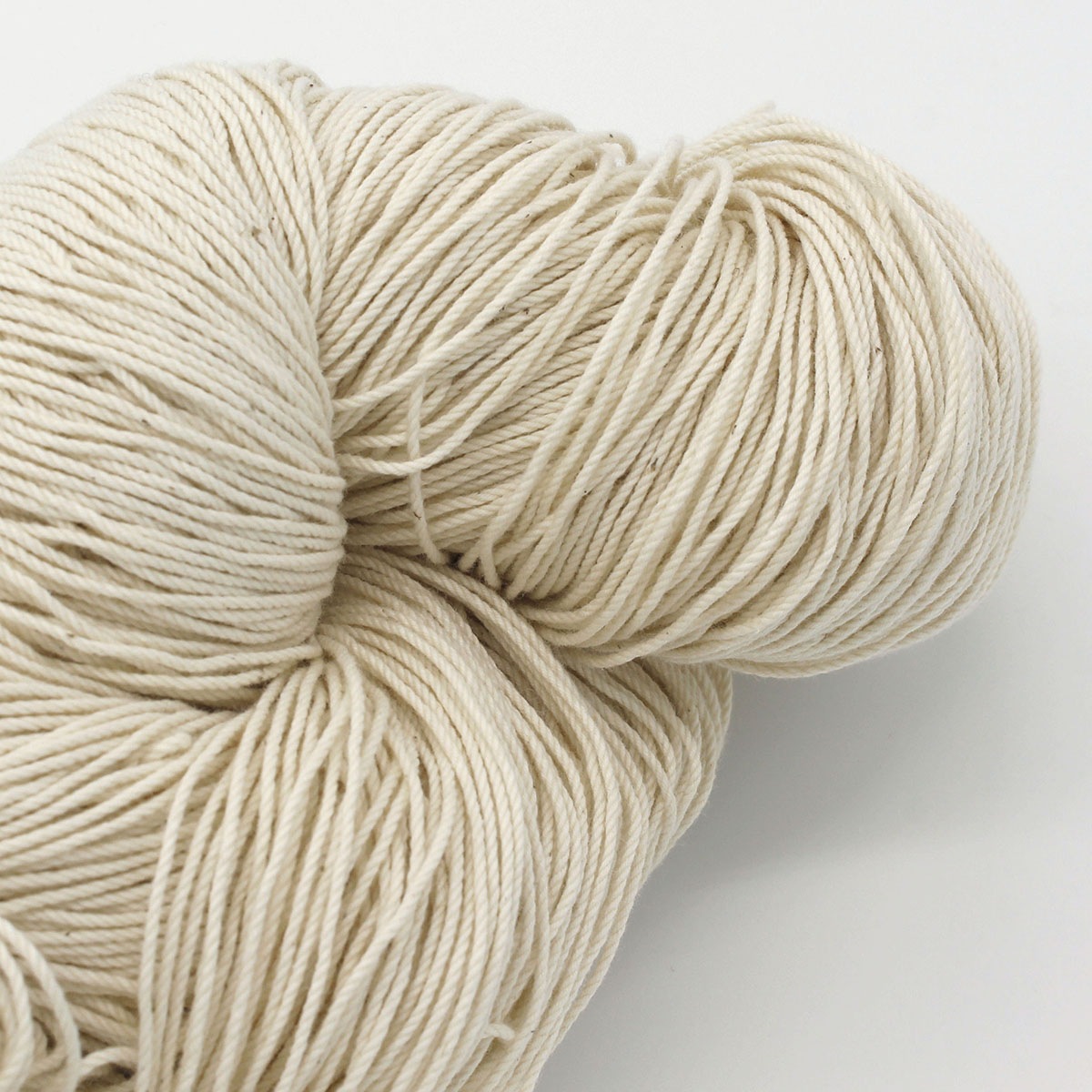 M1.たこ糸 木綿100% 220g綛 418円/100g(税込)