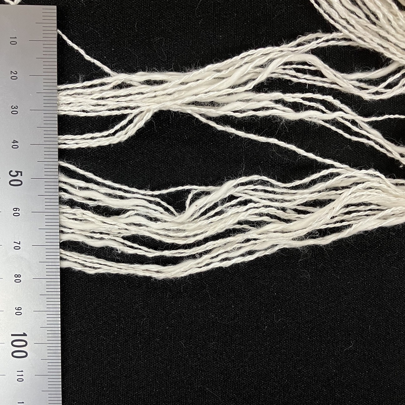 SC5.シルクネップスラブ×綿スラブ糸　 絹38% 木綿62% 110g綛 890円/100g(税込)