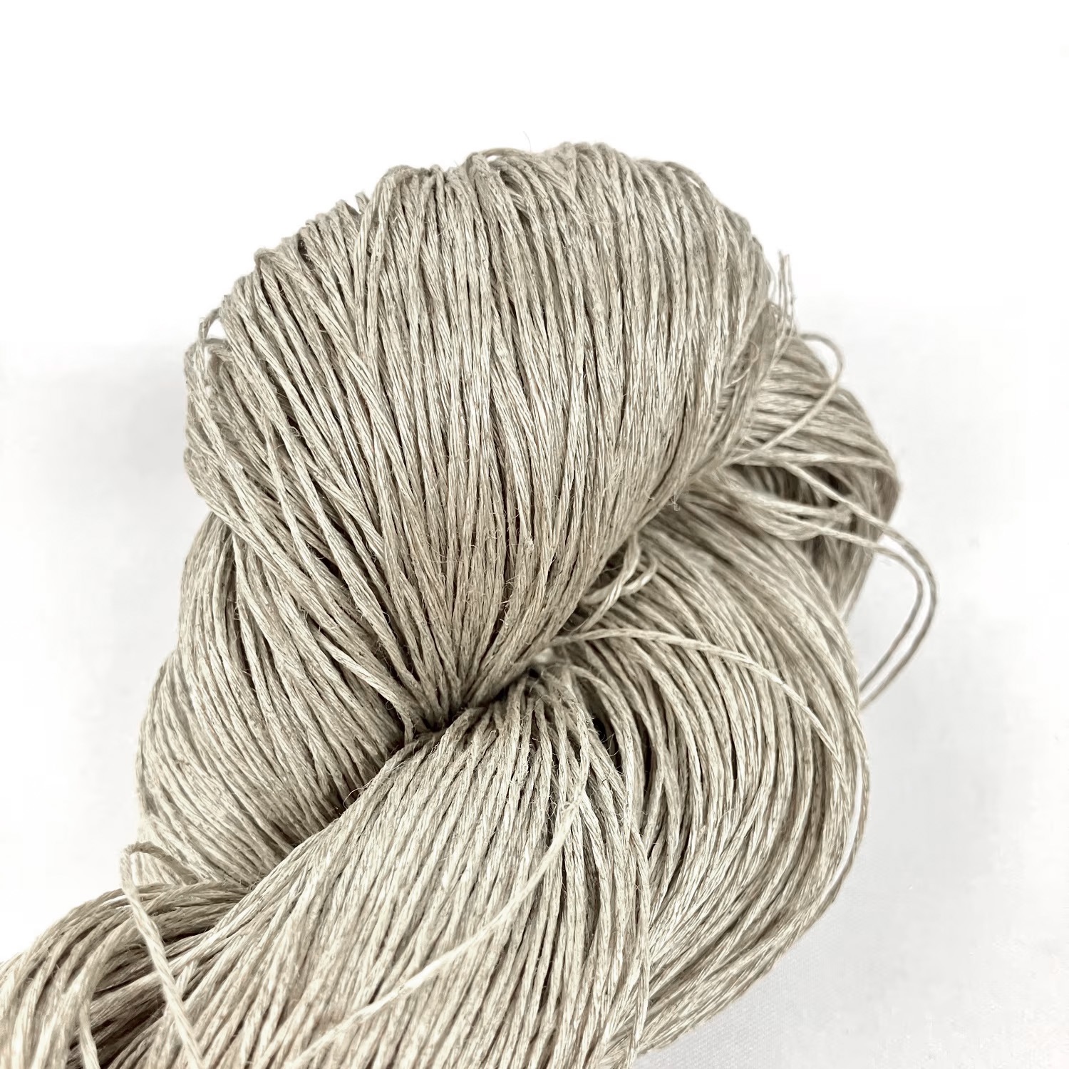 【SALE 20%off！】L15B.リネン(亜麻)糸　グレー　60/8  麻100%　1１0g綛 1100円/100g(税込)