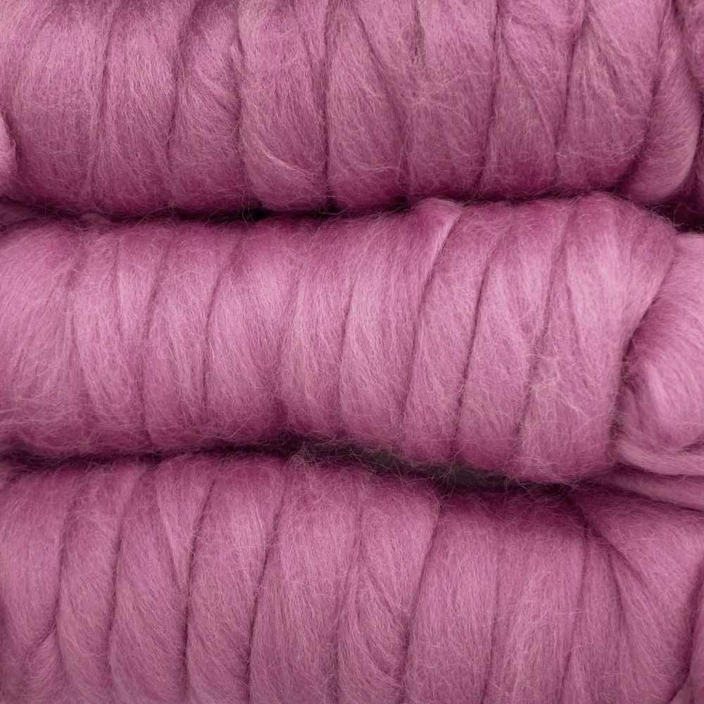 金の羊染めメリノウール 64's マゼンタ