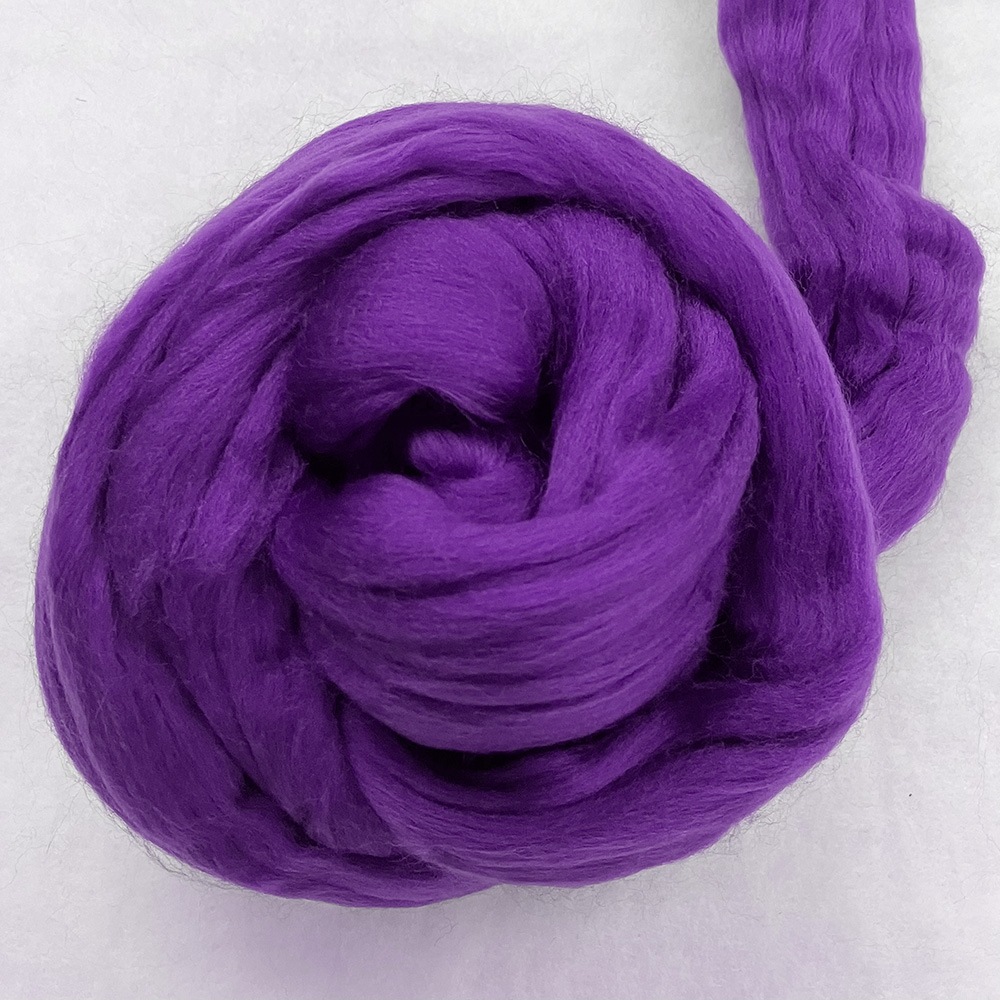 金の羊染めメリノウール 64's バイオレット