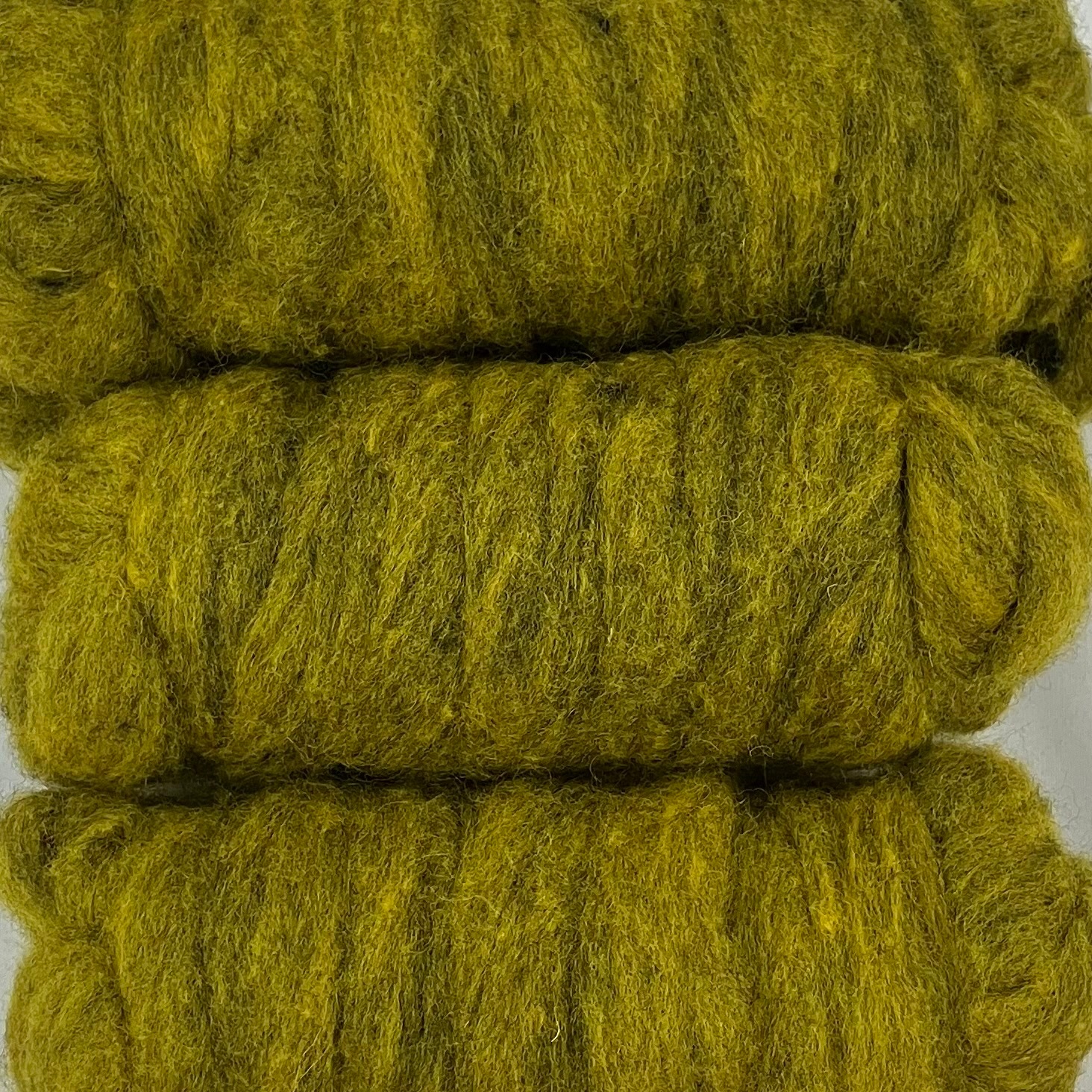 英国タッティーウール　　黄×黒 