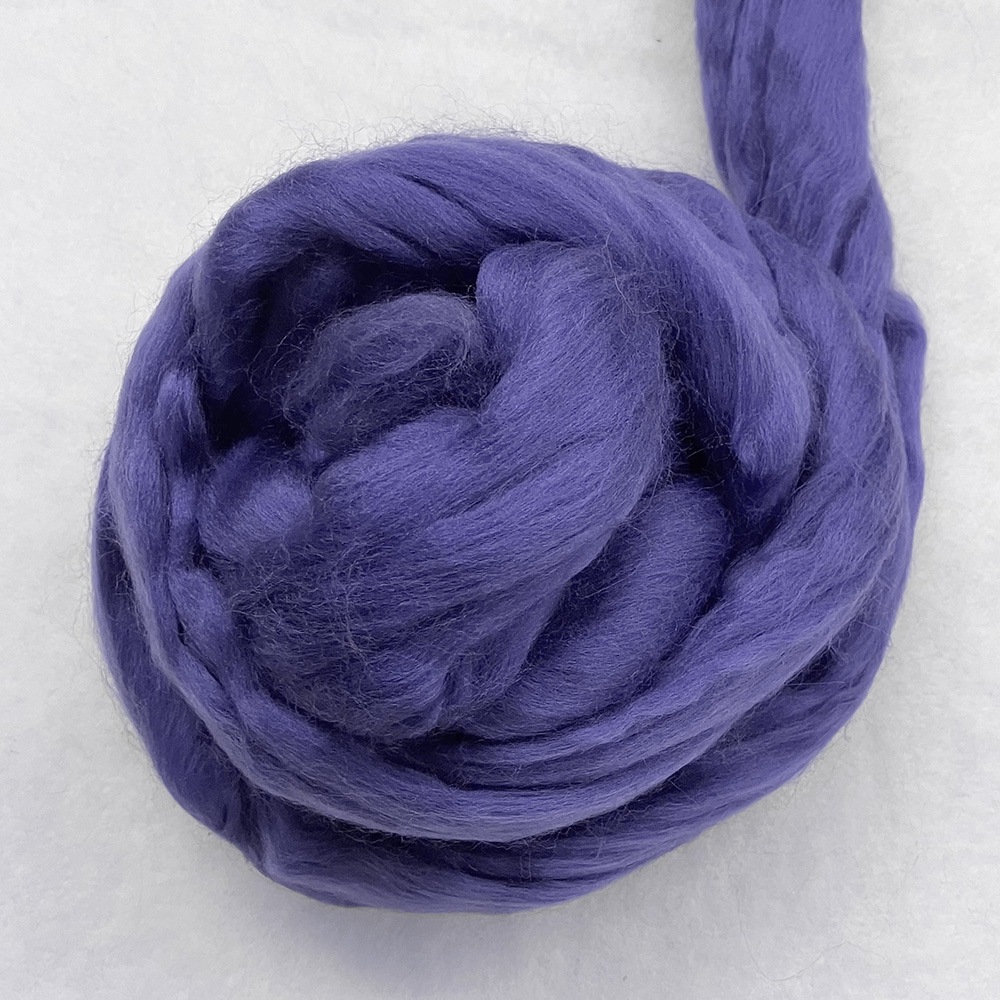 【デビューSALE 10％OFF】金の羊染めメリノウール 64's パープル