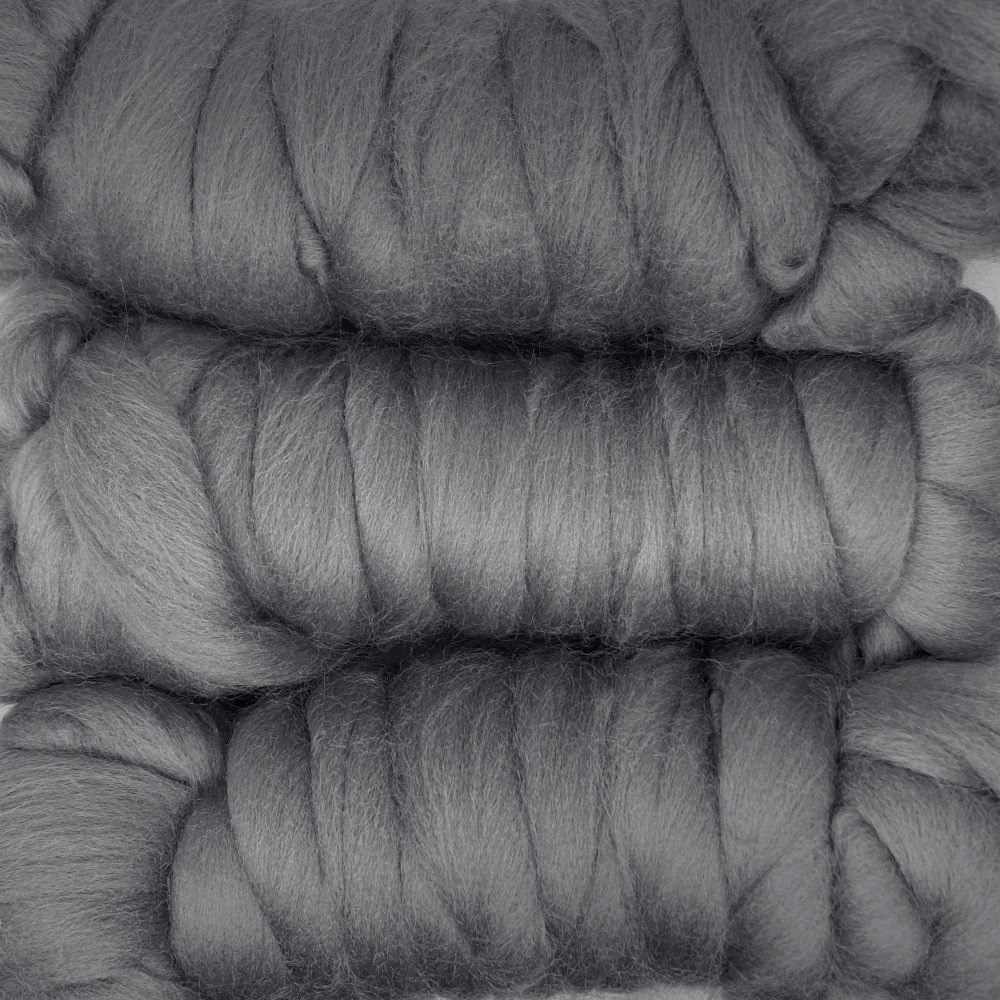 【デビューSALE 10％OFF】金の羊染めメリノウール 64's グレー