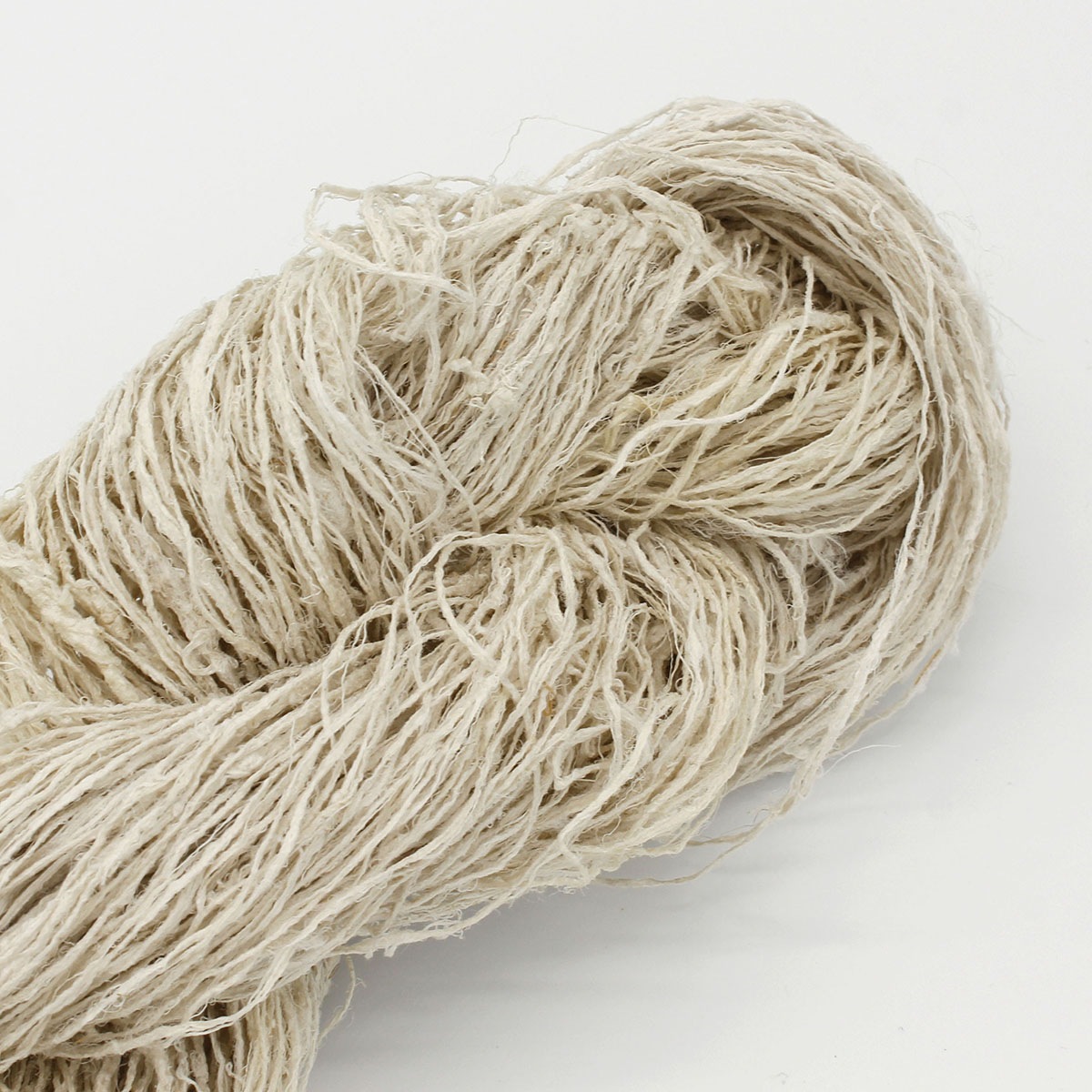 KB1.キビソ糸 絹100% 約80g綛 1518円/100g(税込)