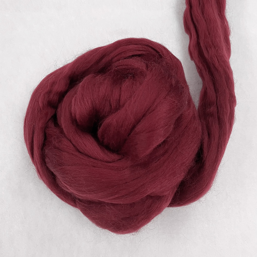 【デビューSALE 10％OFF】金の羊染めメリノウール 64's ルビー