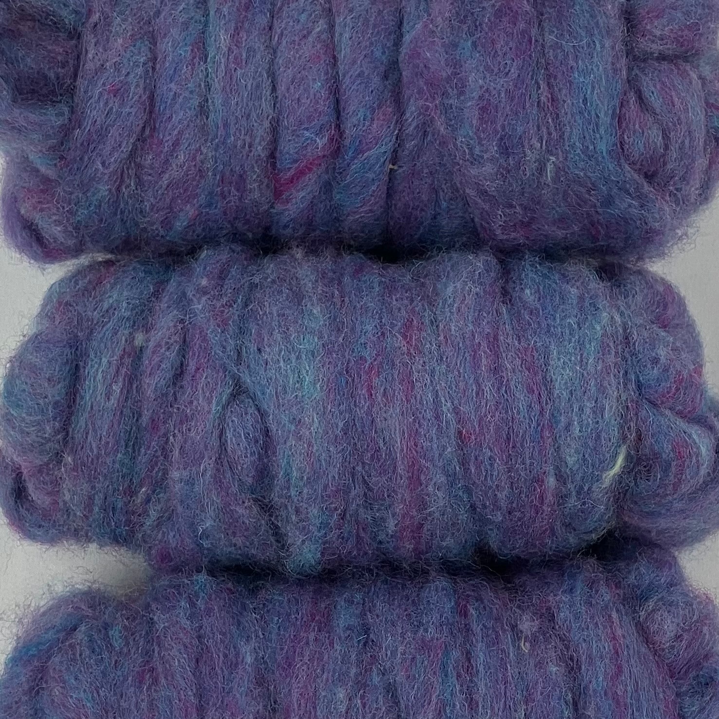 英国タッティーウール 　ブルー×赤