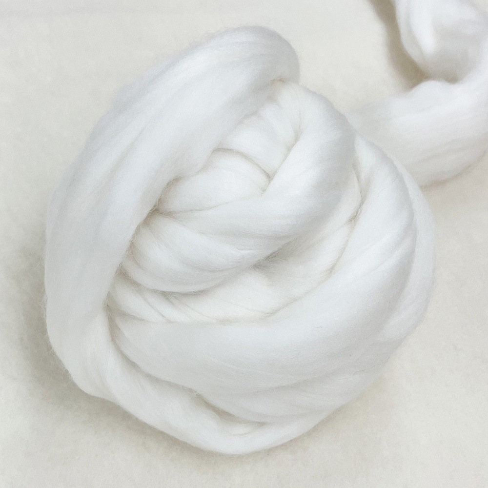 金の羊染めメリノウール 64's ホワイト