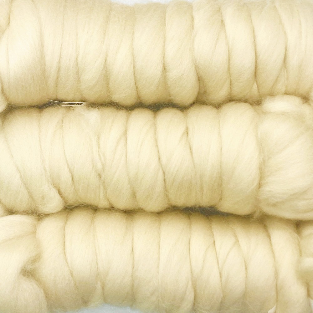 金の羊染めメリノウール 64's アース