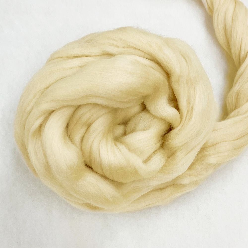 金の羊染めメリノウール 64's アース