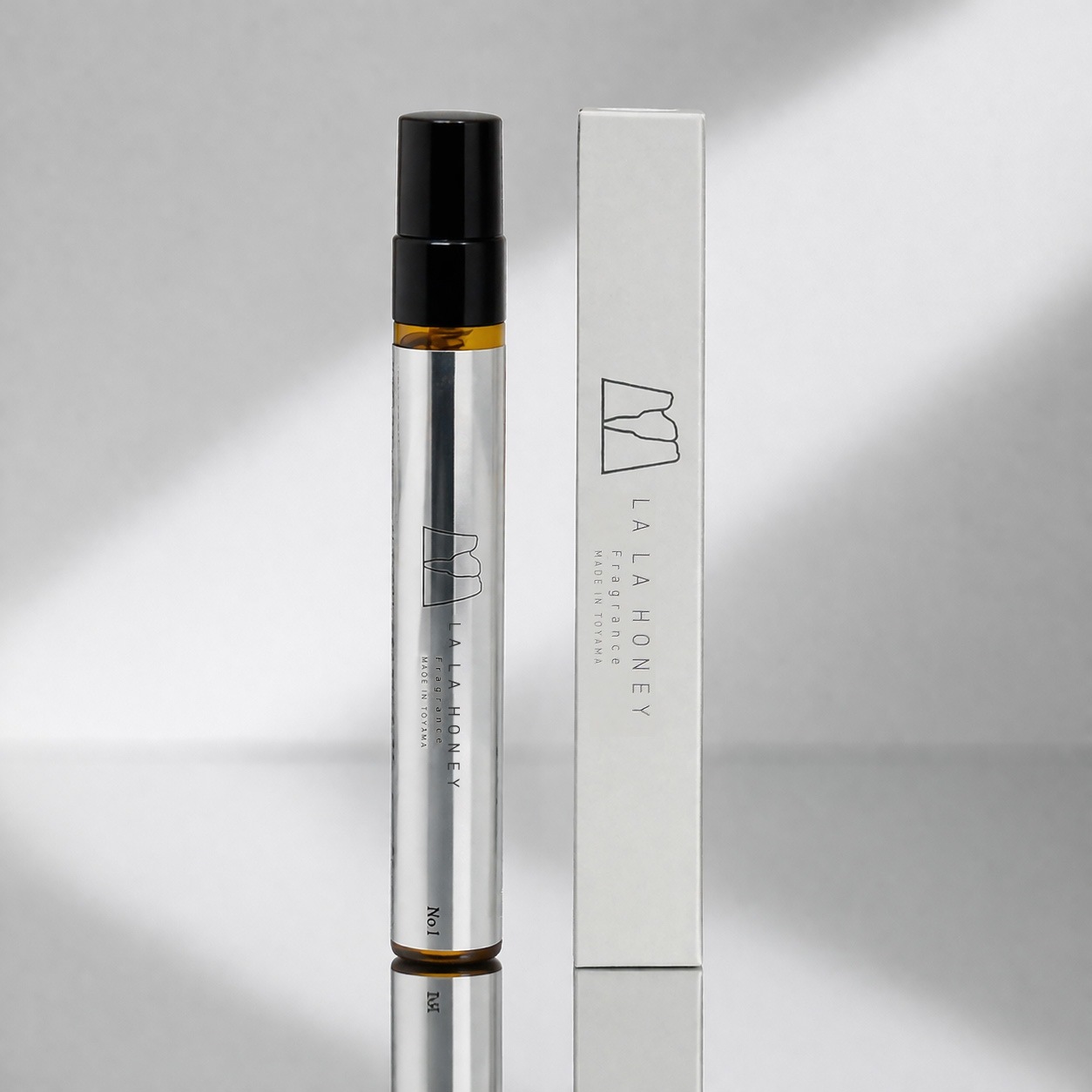 LALA HONEY  オードトワレ　Eau de Toilette 9.5ml