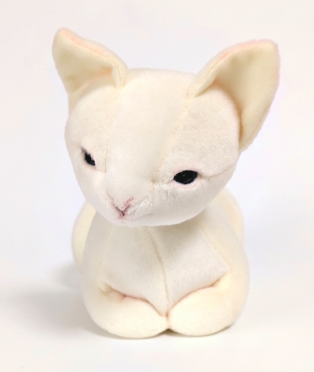 土屋仁応 ぬいぐるみ [香箱猫(Catloaf)]｜ラムフロム - アートグッズ