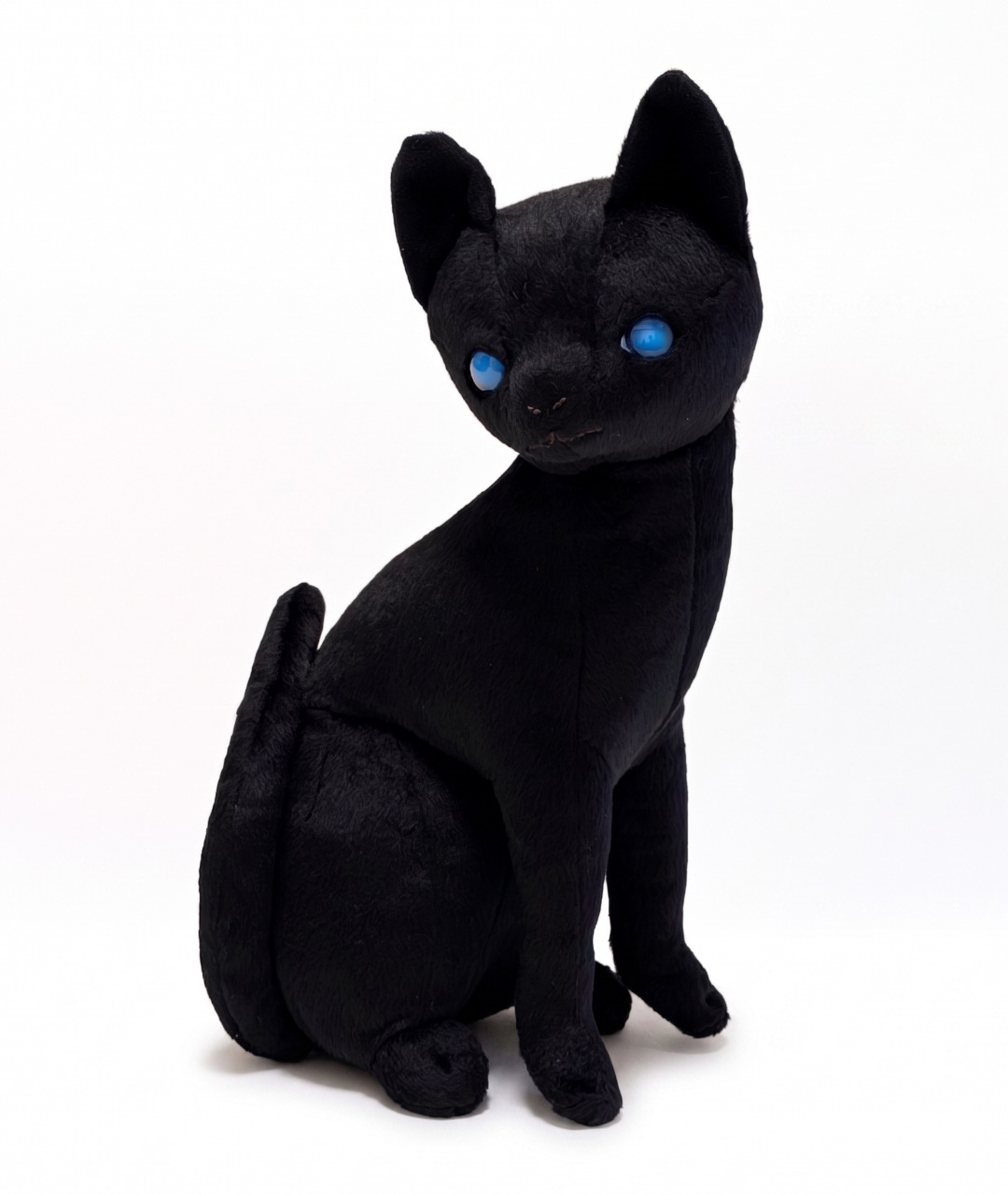 土屋仁応 ぬいぐるみ [黒猫(Black Kitten)]｜ラムフロム - アート