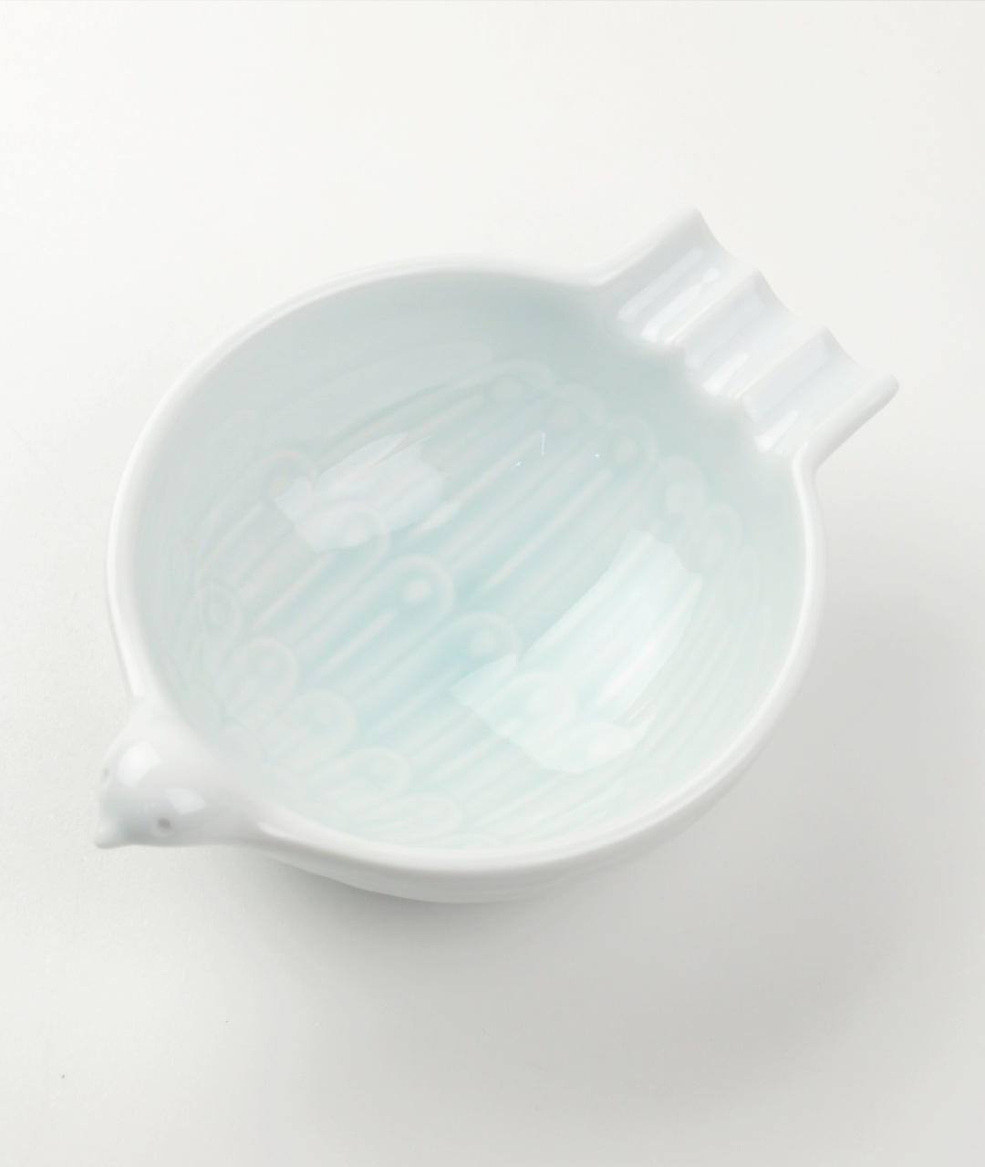 白山陶器 とり型ナッツボール｜ラムフロム - アートグッズ＆デザイン