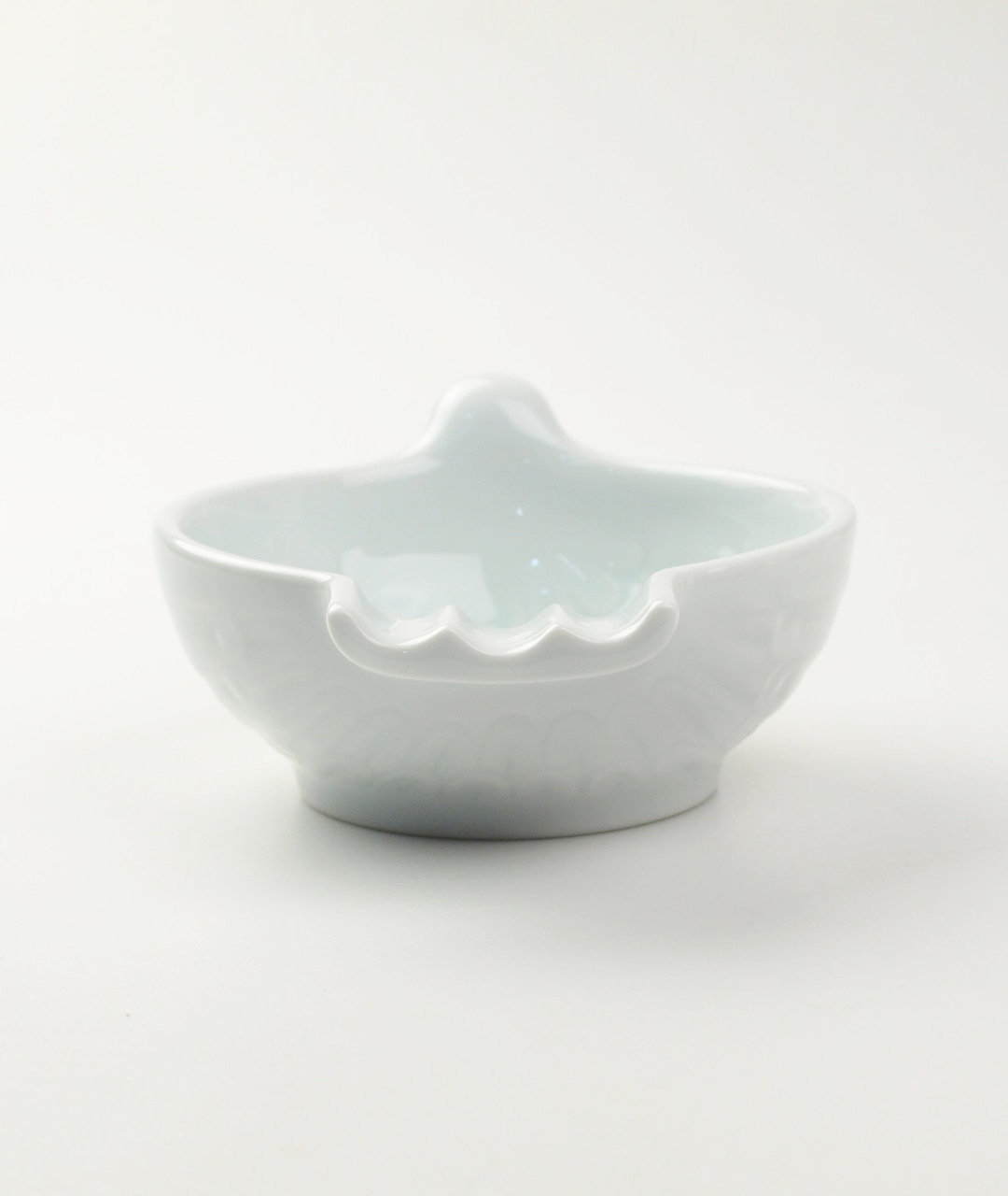 白山陶器 とり型ナッツボール｜ラムフロム - アートグッズ＆デザイン