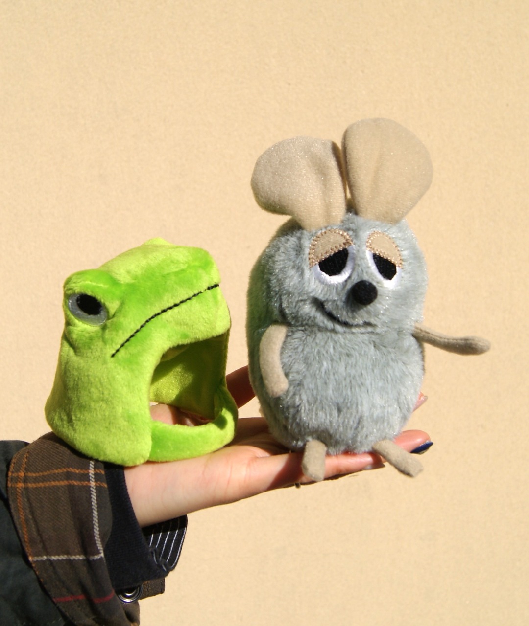 レオ・レオニ】フレデリック 変身 ぬいぐるみ カエル｜ラムフロム