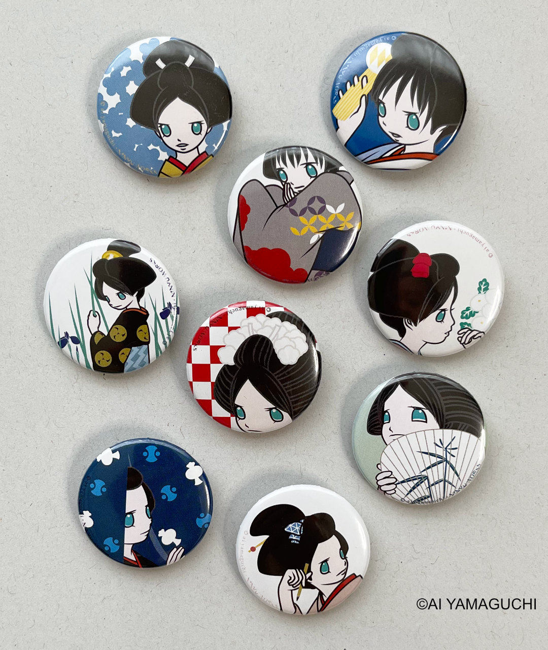 山口藍 缶バッジ［ここのつ きく］｜ラムフロム - アートグッズ