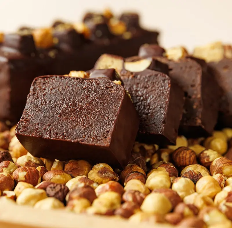 【バレンタイン限定パッケージ】フォンダン・ショコラ・ノワゼット　