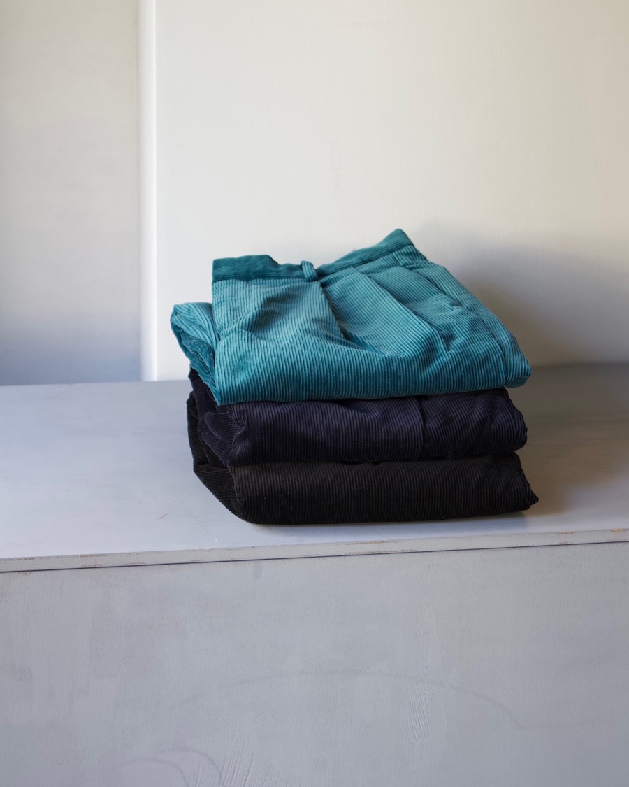 coupronde クープロンド 24AW 日本製 corduroy pants 2タックコーデュロイパンツ 50 blue ボトムス【中古】【coupronde】 coupronde (クープロンド) | corduroy pants (コーデュロイパンツ