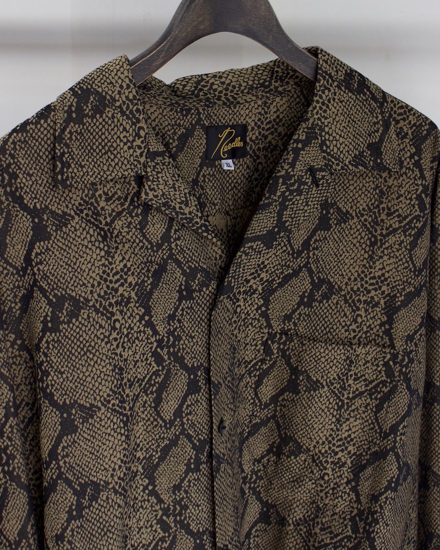 NEEDLES (�ˡ��ɥ륺) | One Up Shirt - PE/C Python Jacquard (��󥢥åץ���� - �ѥ����󥸥㥬����) - A-Brown , B-Grey