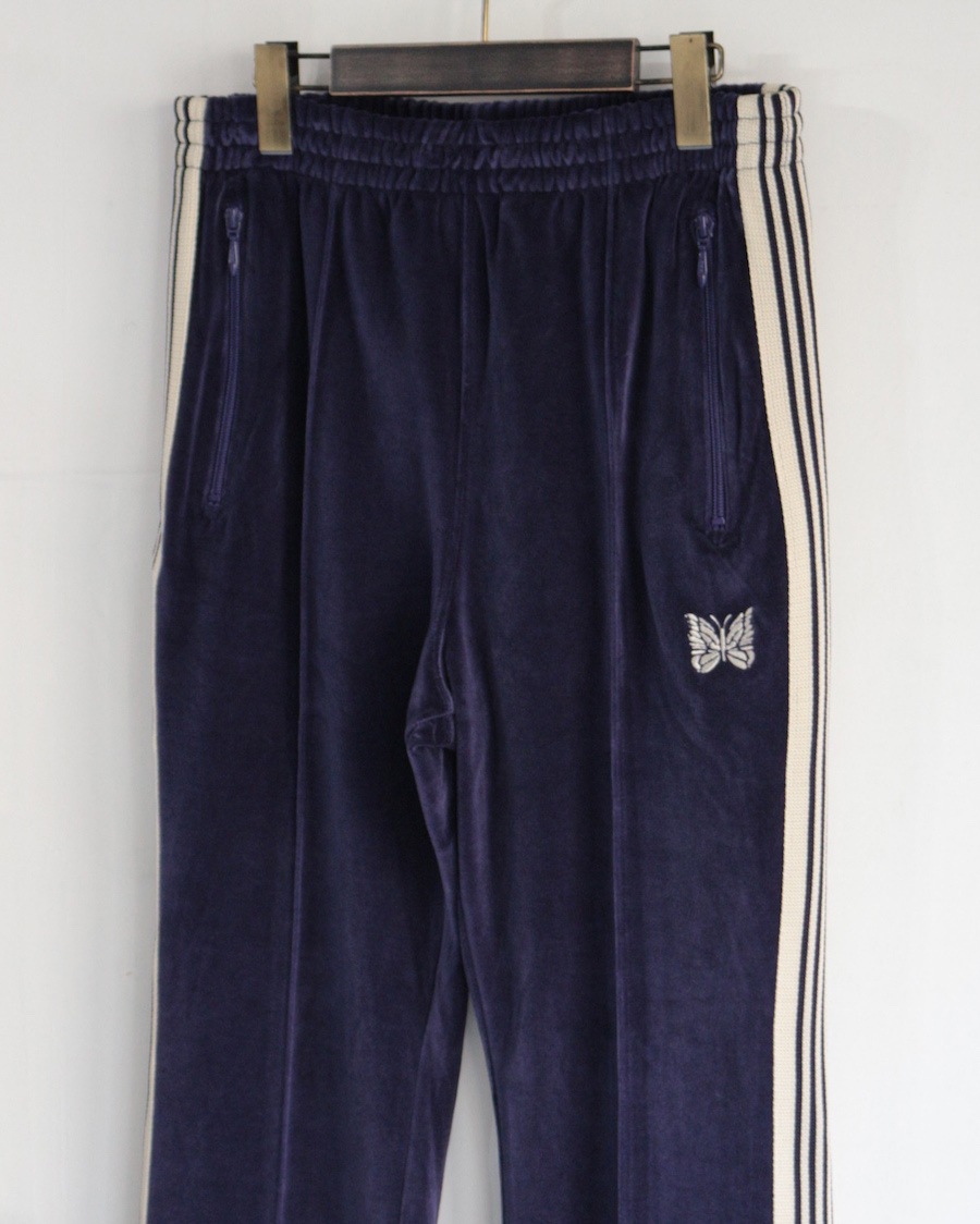 NEEDLES(�ˡ��ɥ륺) | Boot-cut Track Pant - C/Pe Velour(�֡��ĥ��åȥȥ�å��ѥ��-���åȥ�/�ݥꥨ���ƥ�٥���) - NAVY
