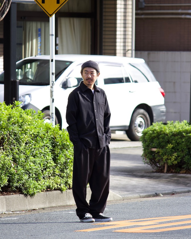 FRANK LEDER (�ե�󥯥꡼����) | BAVARIAN LODEN WOOL PLAIN SHIRT (�С��Хꥢ������ǥ󥦡���ץ졼�󥷥��) - BLACK