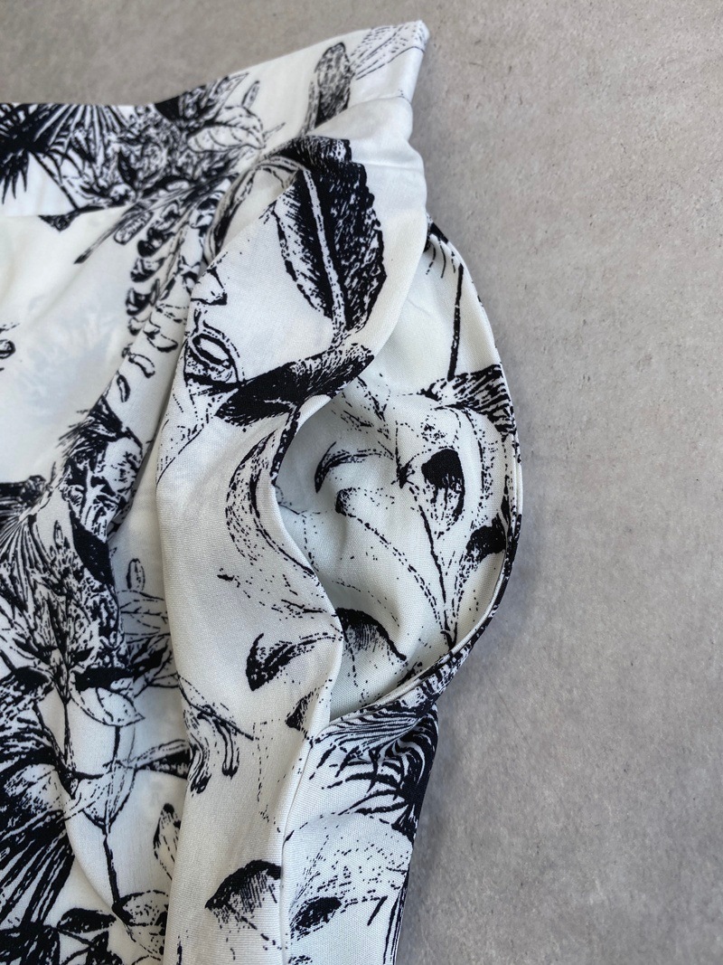 SALE����ǥ��������ܥ��˥���������饯�����ѥ��