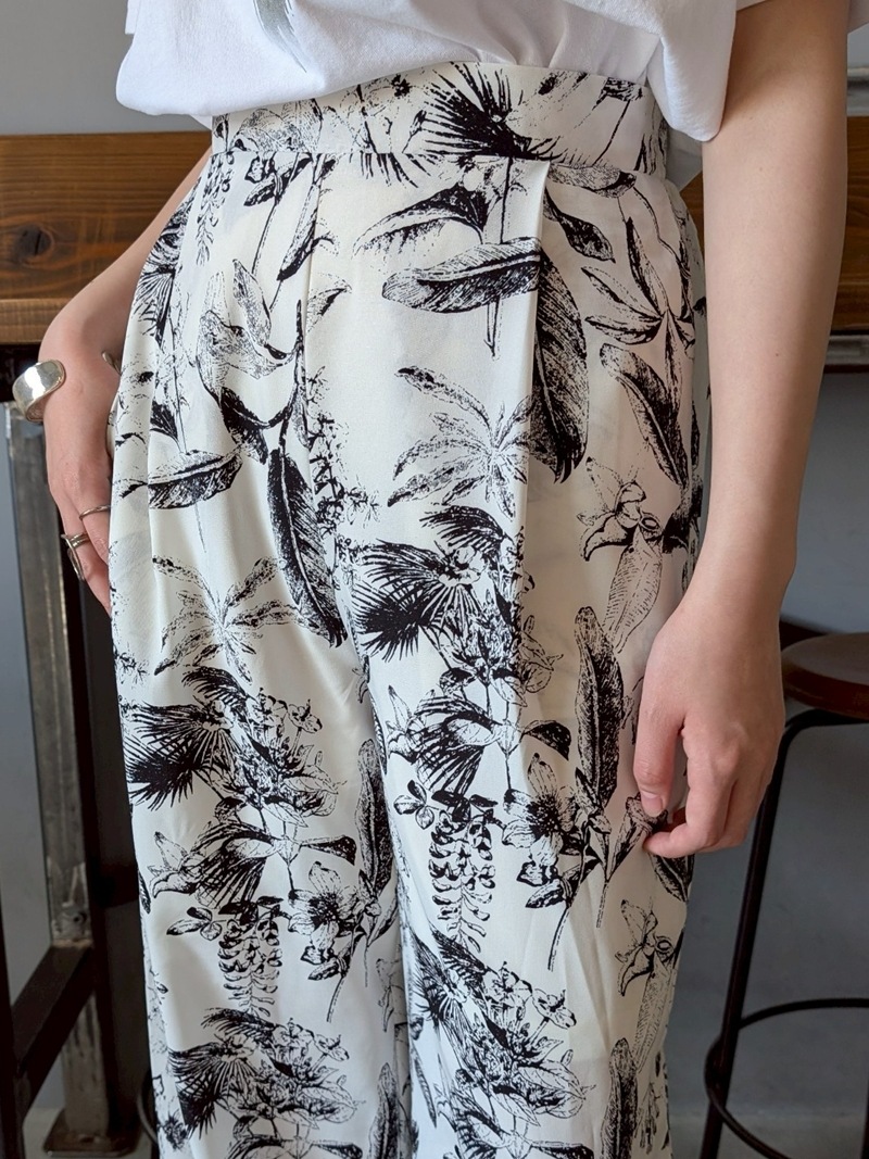 SALE����ǥ��������ܥ��˥���������饯�����ѥ��
