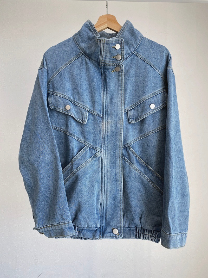 ������ɥ��顼���ǥ˥ॸ�㥱�å�