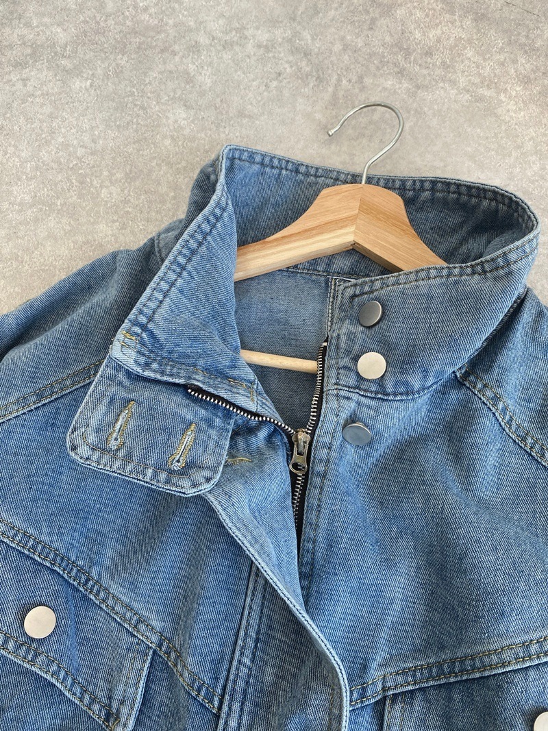 ������ɥ��顼���ǥ˥ॸ�㥱�å�