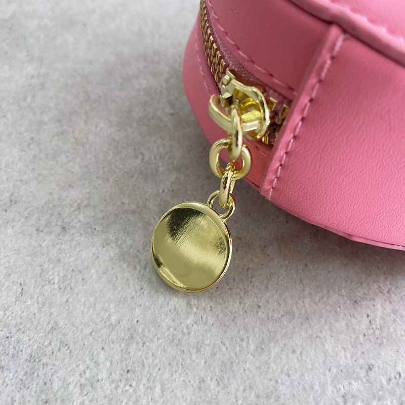 �饦��ɡ��ߥ˥Хå�