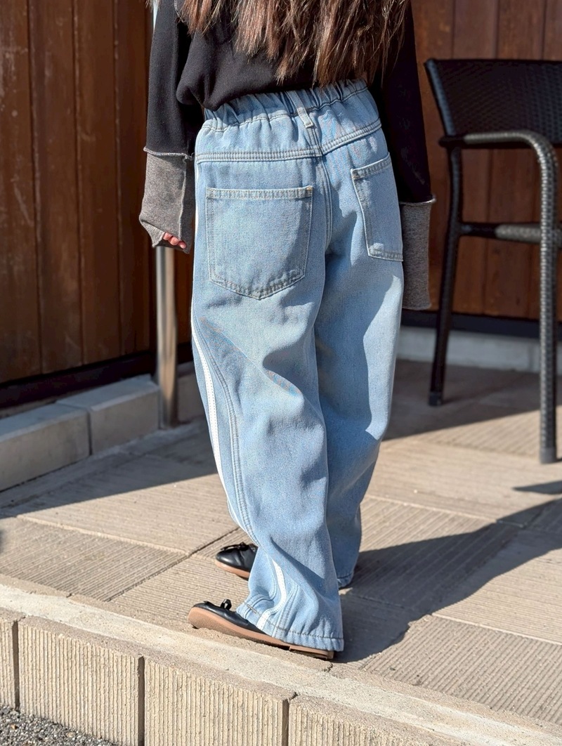 �����ɥ饤��ǥ˥��΢���ӡ�