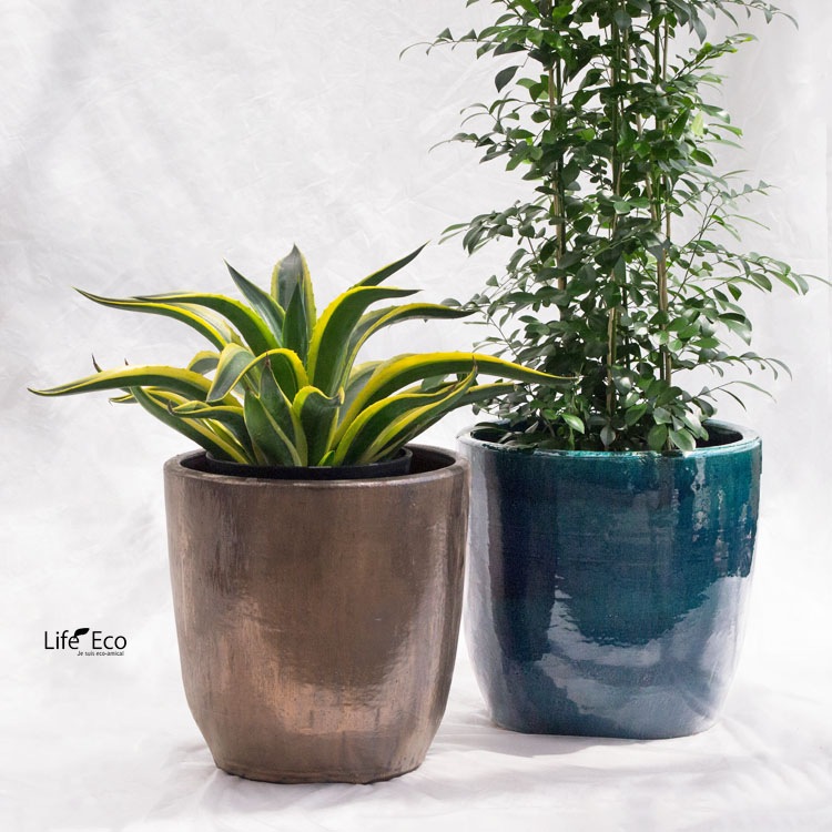 青色釉薬の陶器火鉢 火鉢と炭道具の販売 骨董 斎明堂 / 甘手台付青色海鼠火鉢