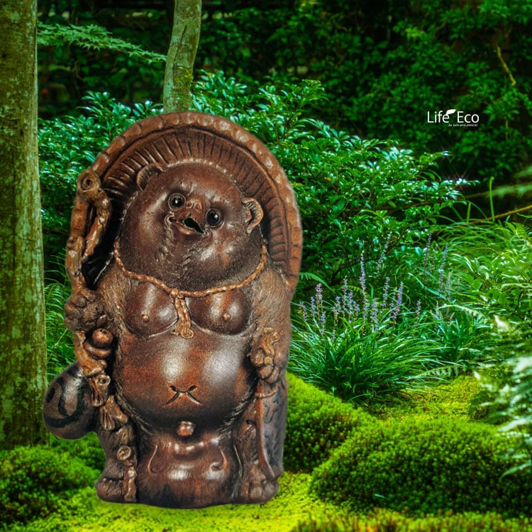 信楽焼 釉薬陶器製 ひねり狸置物（タヌキ）オブジェ