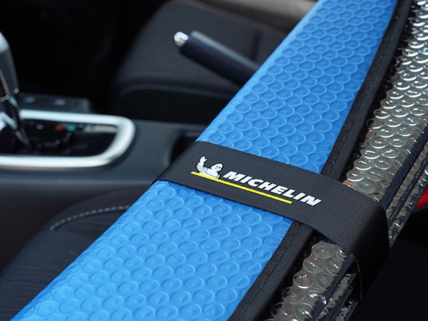 MICHELIN 正規品 サンシェード フロント ウィンドウ サンシェイド Lサイズ 150x70cm ミシュラン