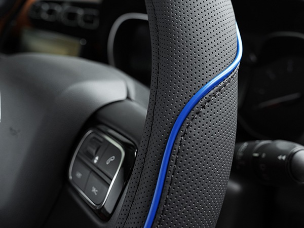 MICHELIN 正規品 ステアリング ホイール カバー ハンドルカバー ネイビー パイピングデザイン 36.8-39.4 cm ミシュラン